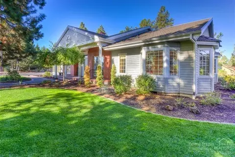61395 SE Orion Dr, Bend, OR 97702 photo 4