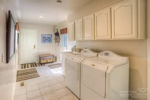 61395 SE Orion Dr, Bend, OR 97702 photo 21