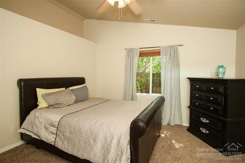 61117 Larkspur Loop, Bend, OR 97701 photo 13
