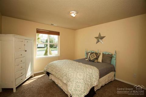 61117 Larkspur Loop, Bend, OR 97701 photo 8