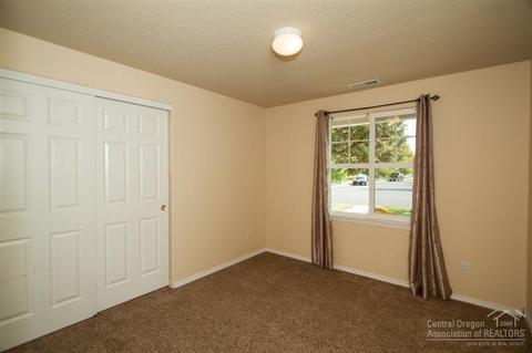61117 Larkspur Loop, Bend, OR 97701 photo 7