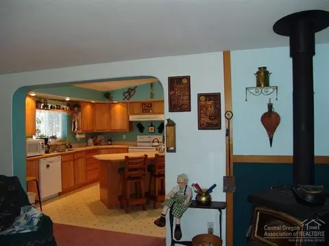 52817 Bridge Dr, La Pine, OR 97739 photo 10