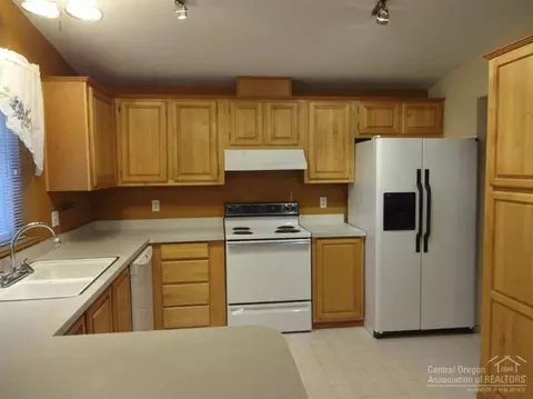 19046 Shoshone Rd, Bend, OR 97702 photo 6