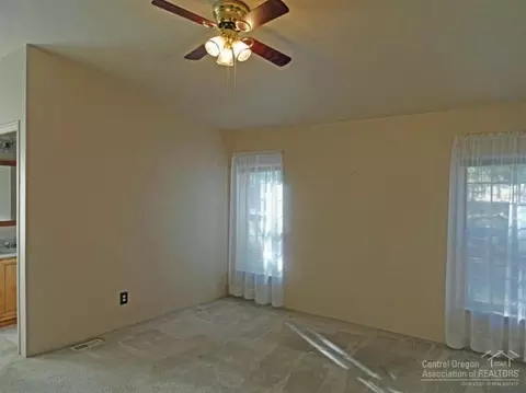 19046 Shoshone Rd, Bend, OR 97702 photo 8
