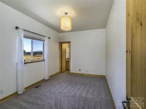 60380 Sunridge Dr, Bend, OR 97702 photo 11
