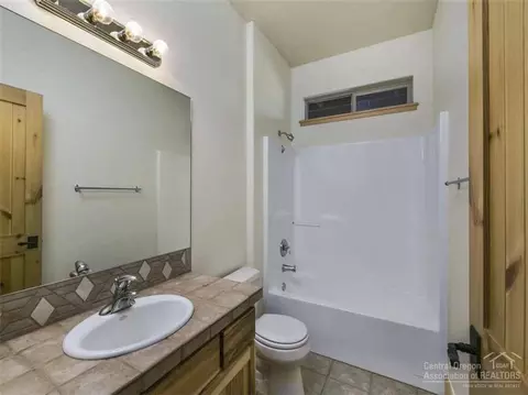 60380 Sunridge Dr, Bend, OR 97702 photo 12