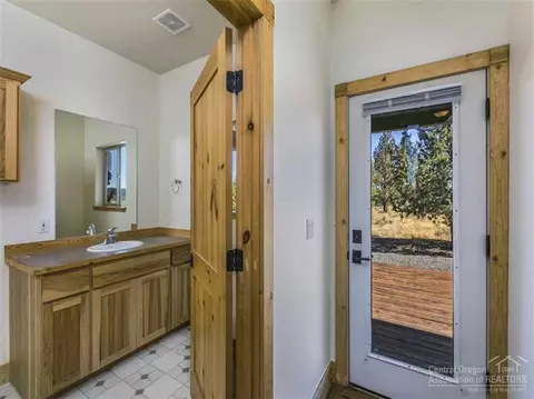 60380 Sunridge Dr, Bend, OR 97702 photo 14