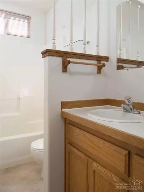 64895 Mcgrath Rd, Bend, OR 97701 photo 8