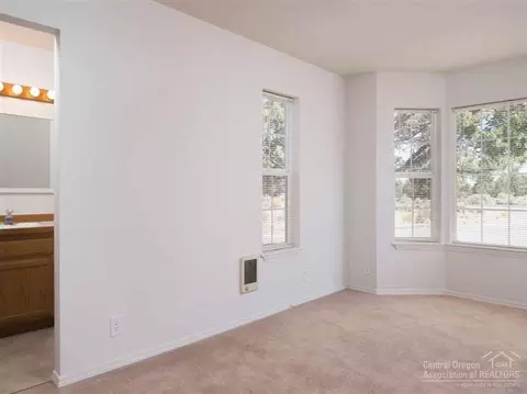 64895 Mcgrath Rd, Bend, OR 97701 photo 7