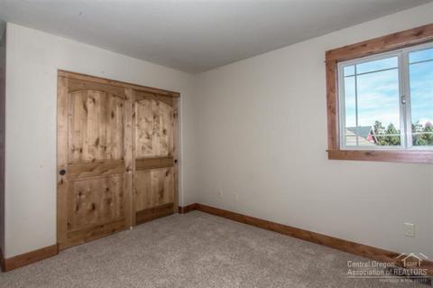 20673 NE Boulderfield Ave, Bend, OR 97701 photo 10