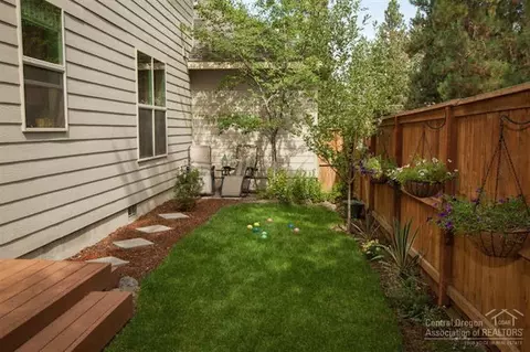 19726 Harvard Pl, Bend, OR 97702 photo 24