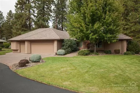 20440 Keystone Ct, Bend, OR 97701 photo 2