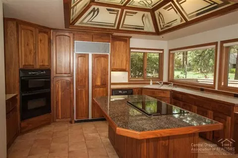 20440 Keystone Ct, Bend, OR 97701 photo 10