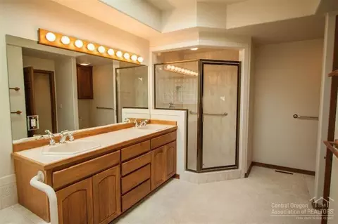20440 Keystone Ct, Bend, OR 97701 photo 17