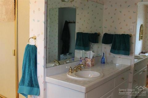 60540 Bobcat Rd, Bend, OR 97702 photo 11