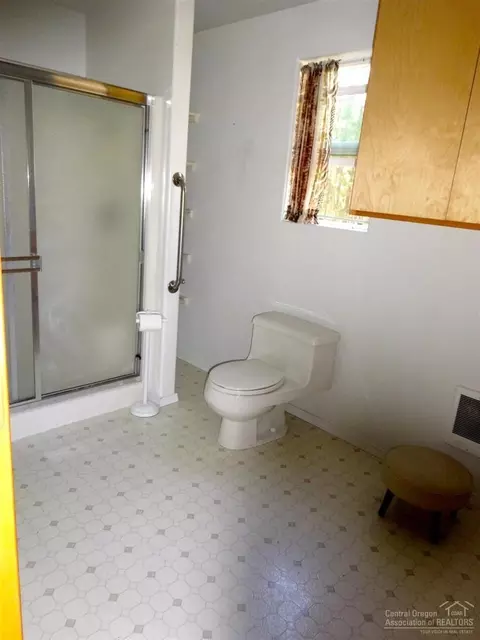 16032 Davis Ave, La Pine, OR 97739 photo 7