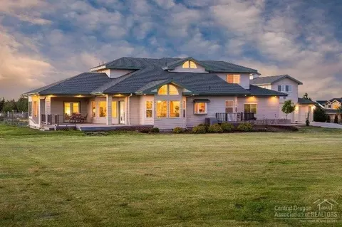 22360 Rickard Rd, Bend, OR 97702 photo 1
