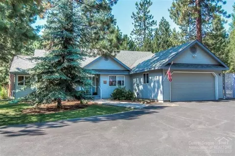 14591 Bluegrass Loop, Sisters, OR 97759 photo 1