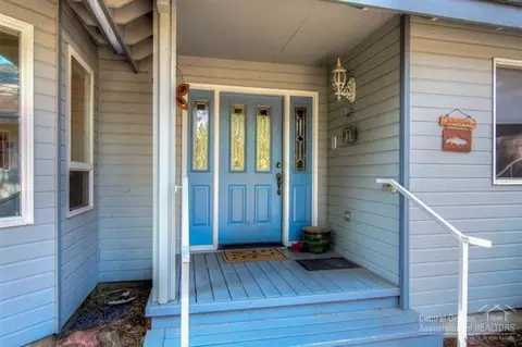 14591 Bluegrass Loop, Sisters, OR 97759 photo 4