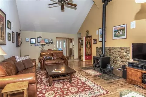 14591 Bluegrass Loop, Sisters, OR 97759 photo 6