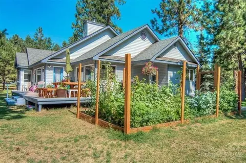 14591 Bluegrass Loop, Sisters, OR 97759 photo 19