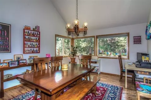 14591 Bluegrass Loop, Sisters, OR 97759 photo 8