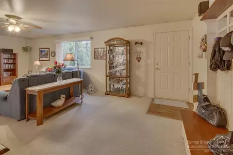 65265 73rd St, Bend, OR 97701 photo 4