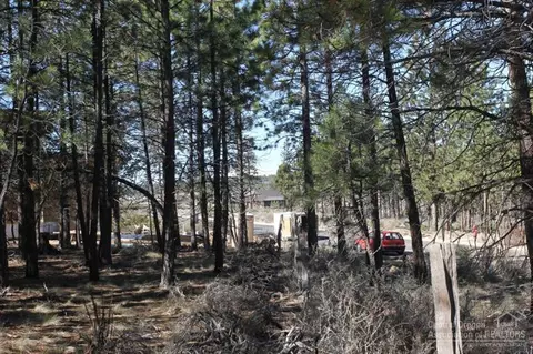61434 Meeks Trl, Bend, OR 97702 photo 3