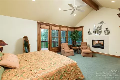 56745 Nest Pine Dr, Bend, OR 97707 photo 11