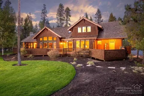 56745 Nest Pine Dr, Bend, OR 97707 photo 21