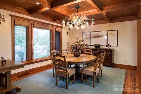 56745 Nest Pine Dr, Bend, OR 97707 photo 6