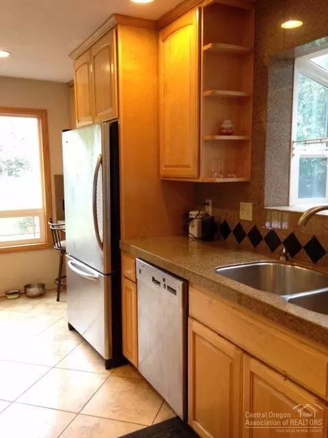 62535 Waugh Rd, Bend, OR 97701 photo 7