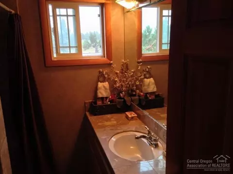 62535 Waugh Rd, Bend, OR 97701 photo 16