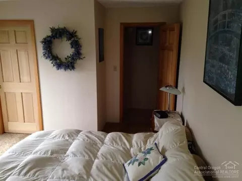 62535 Waugh Rd, Bend, OR 97701 photo 13