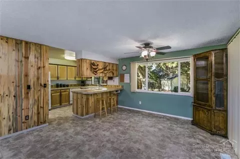 63893 Sunset Dr, Bend, OR 97701 photo 13