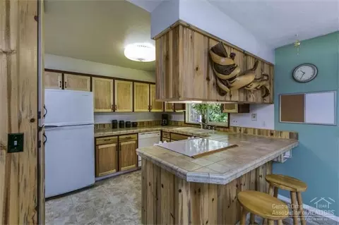 63893 Sunset Dr, Bend, OR 97701 photo 14