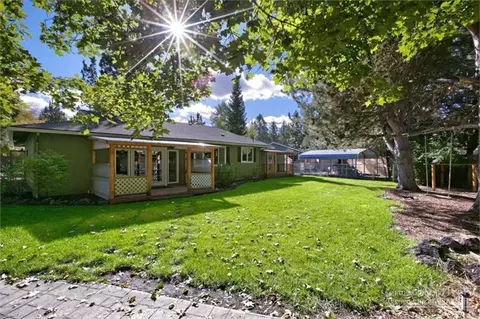 63893 Sunset Dr, Bend, OR 97701 photo 7