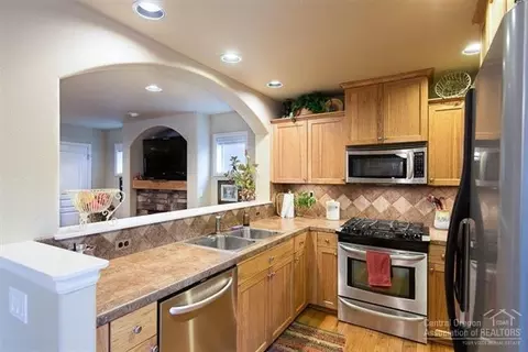 20278 Schaeffer Dr, Bend, OR 97701 photo 7