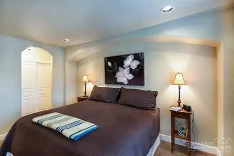 20278 Schaeffer Dr, Bend, OR 97701 photo 10