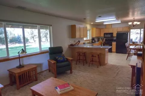 65770 Tweed Rd, Bend, OR 97701 photo 10