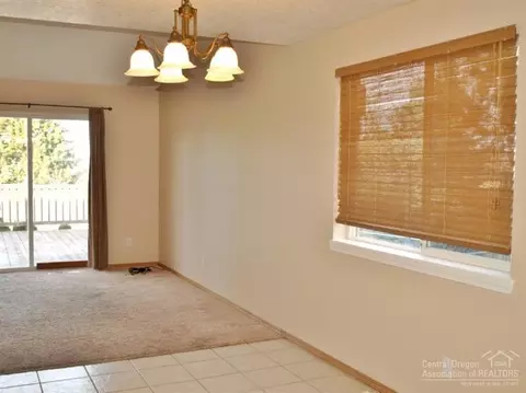 63263 Gallop Ct, Bend, OR 97701 photo 9