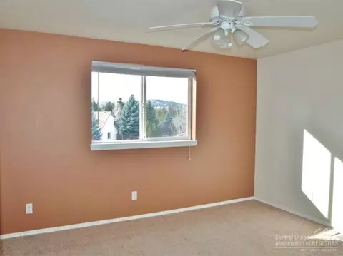 63263 Gallop Ct, Bend, OR 97701 photo 14