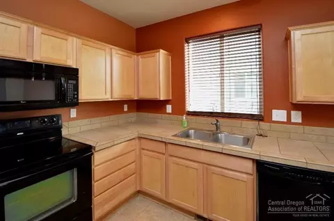 2790 NE Sedalia Loop, Bend, OR 97701 photo 7