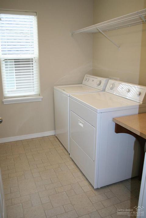 61140 Foxglove Loop, Bend, OR 97702 photo 11