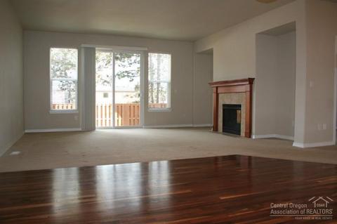 61140 Foxglove Loop, Bend, OR 97702 photo 5