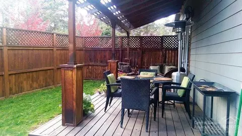 61502 Tall Tree Ct, Bend, OR 97702 photo 5