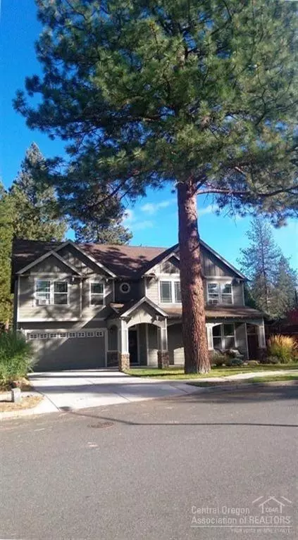 61502 Tall Tree Ct, Bend, OR 97702 photo 2