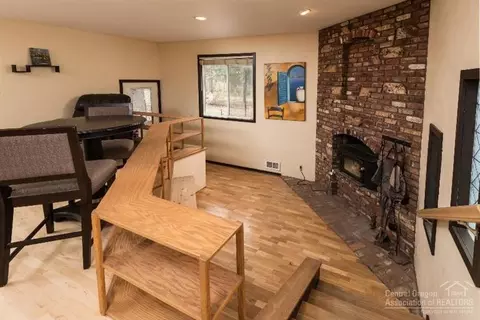 60247 Agate Rd, Bend, OR 97702 photo 9