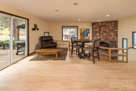 60247 Agate Rd, Bend, OR 97702 photo 8