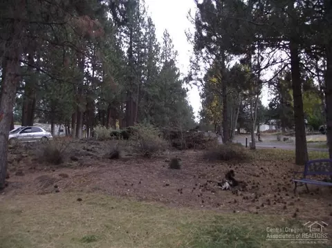 60854 Ruby Pl, Bend, OR 97702 photo 21